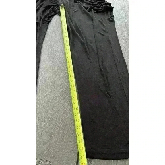 Chicos Travelers Straight Leg Pants Sz 2 Black Stretch Slinky Knit Comfort Waist - Picture 4 of 6